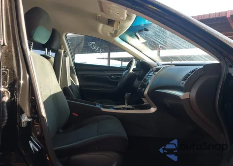 2015 Nissan Altima 2.5/2.5 S/2.5 Sl/2.5 Sv из США, поврежденный, VIN 1N4AL3AP4FC260679